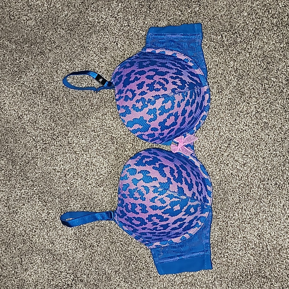 Victoria's Secret Lace Very Sexy Padded Demi Bra Blue Animal Print NWT 38C